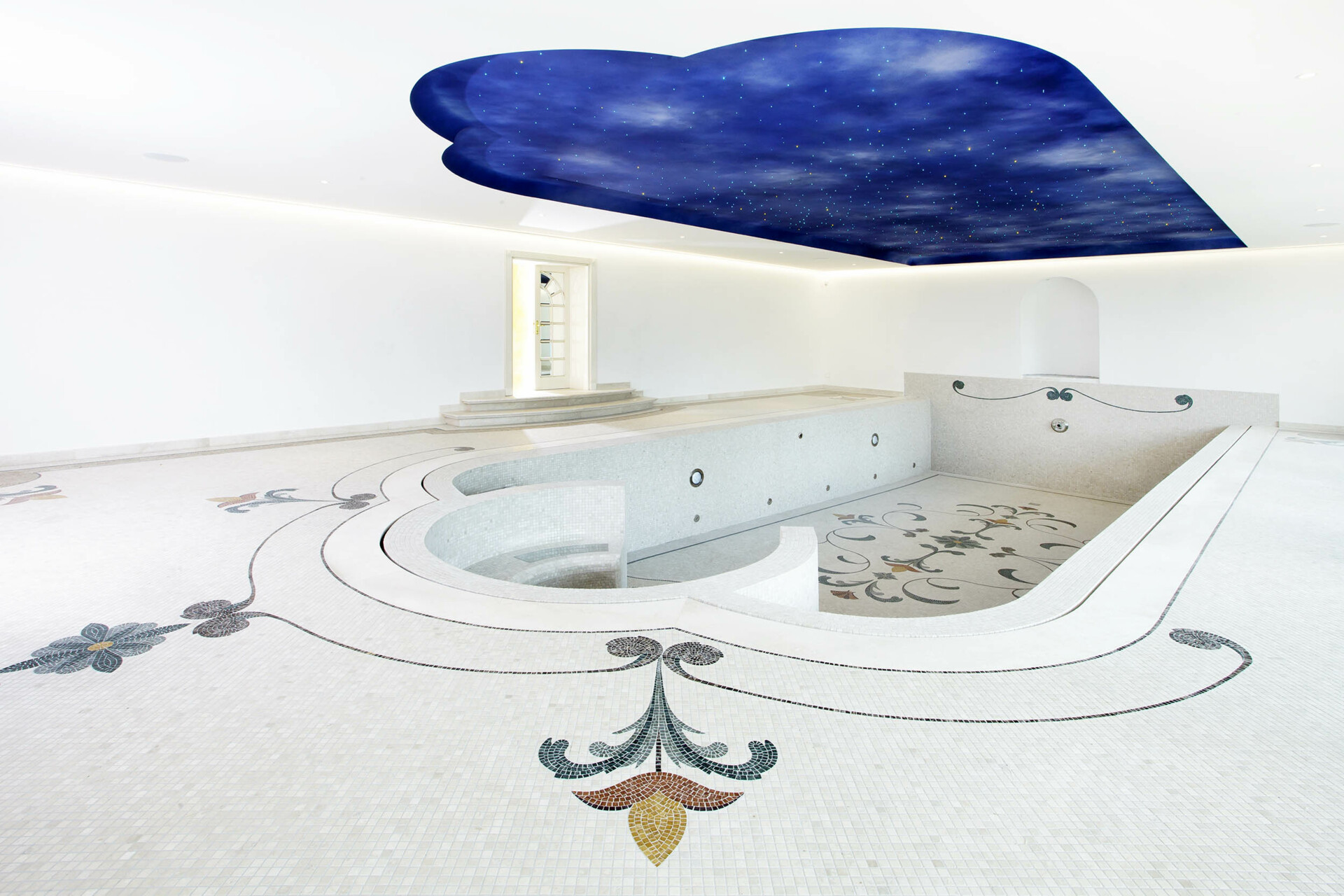 Private manor 9