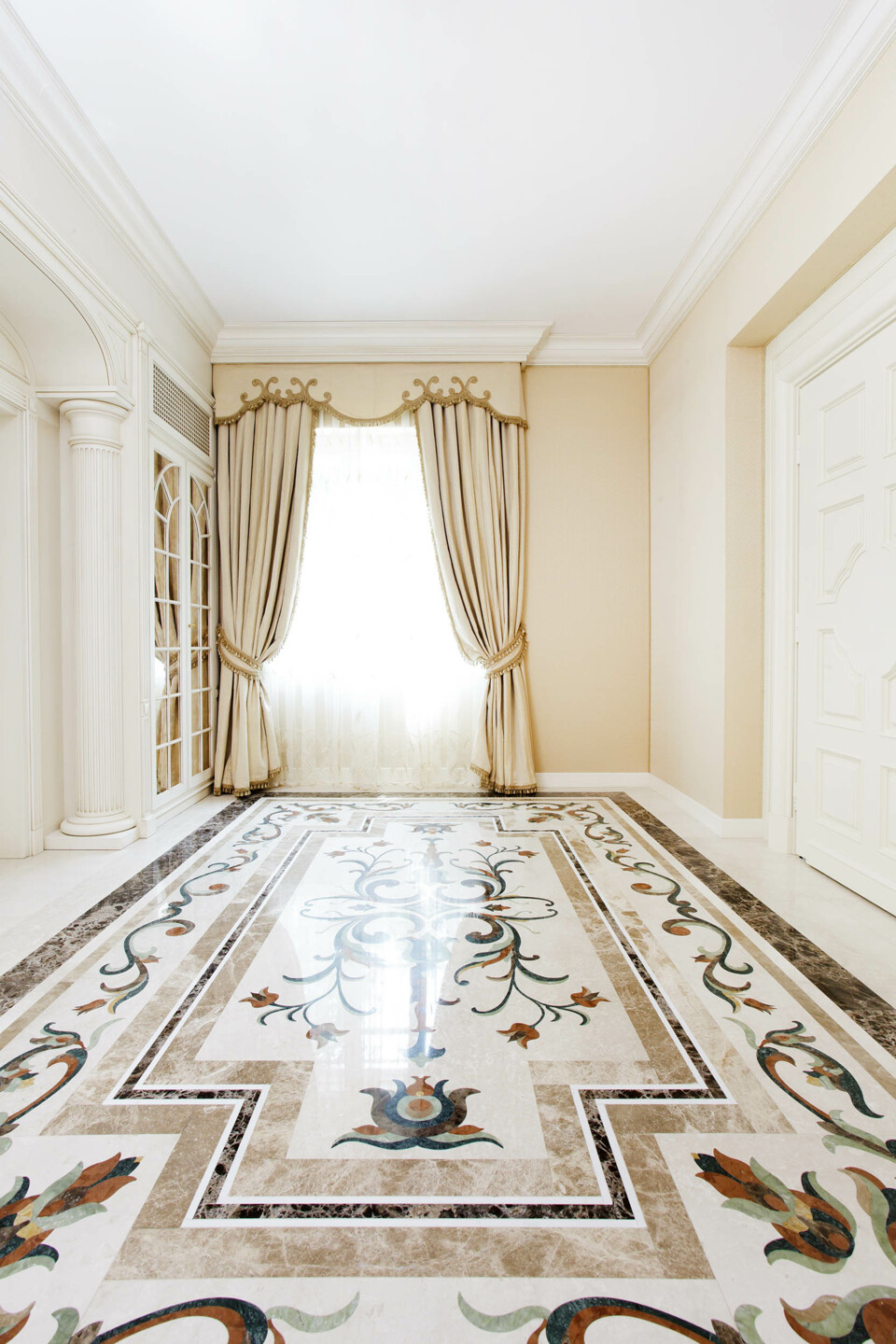 Private manor 12