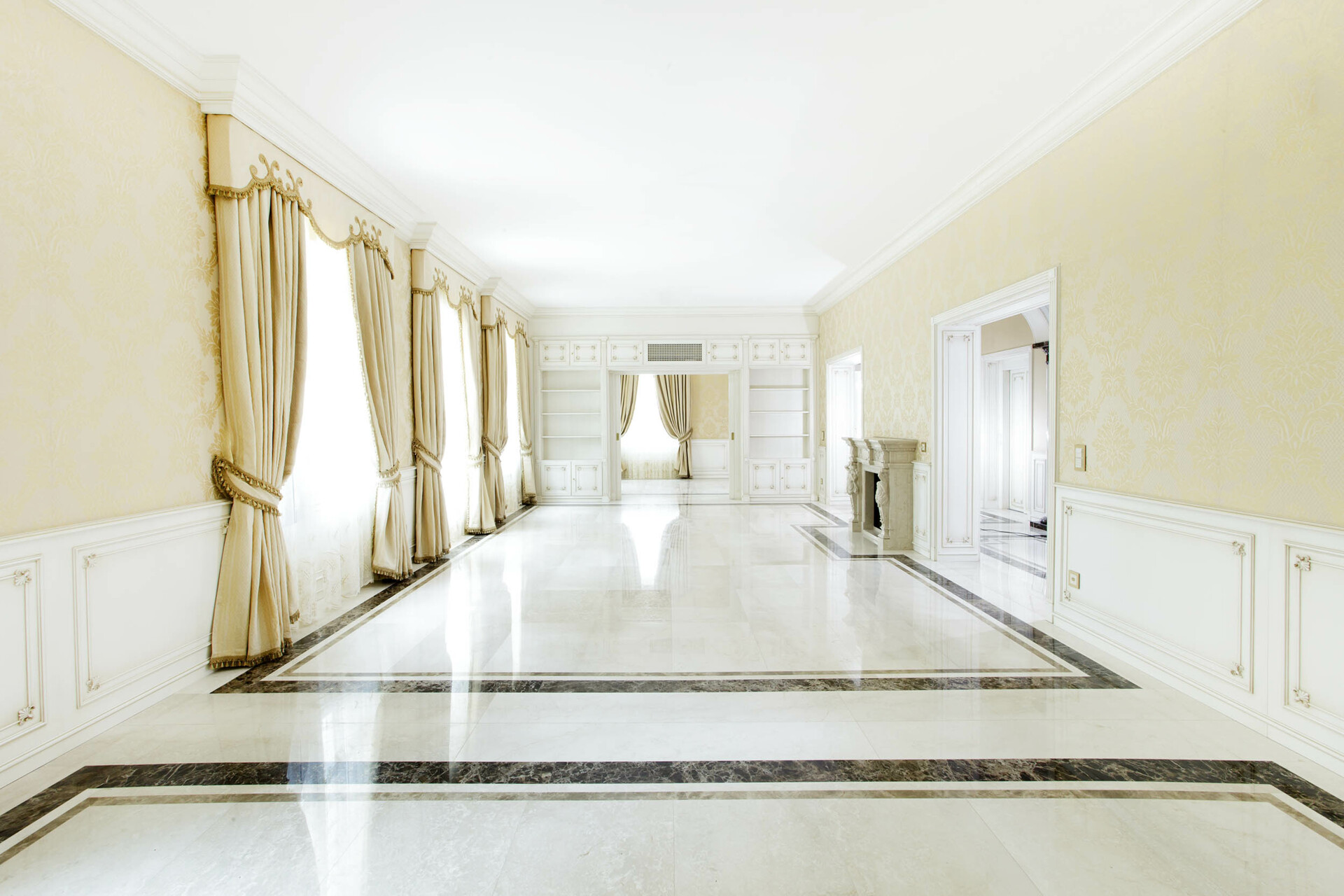 Private manor 7