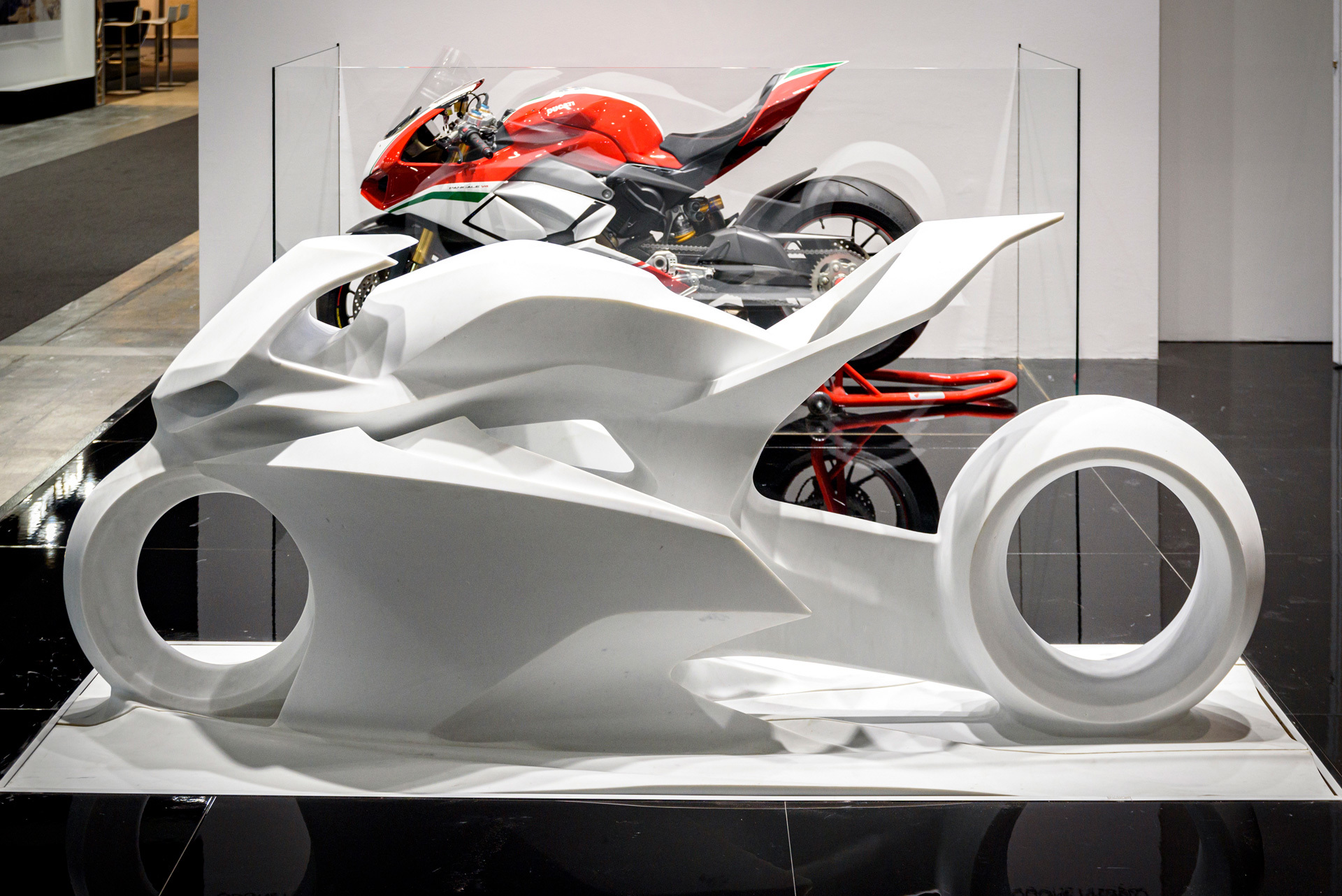 DUCATI - Fortitudo mea in levitate 0