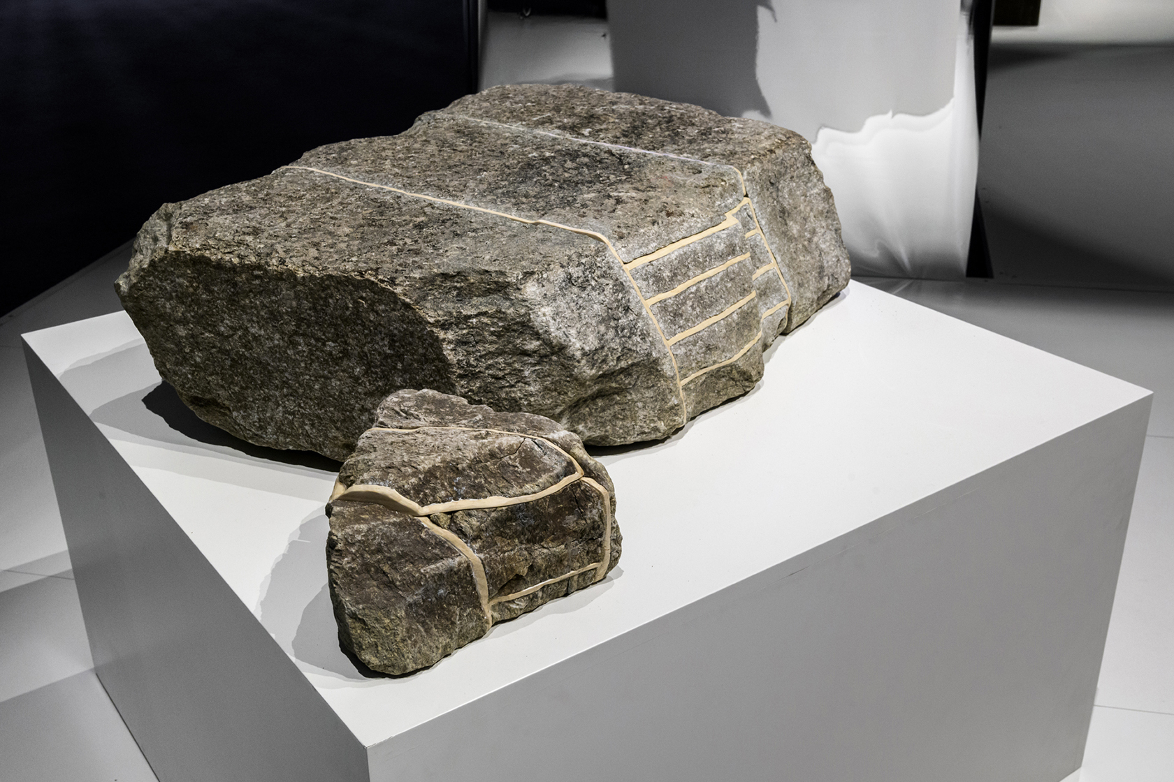 Andrea Branzi - Stone Box 9