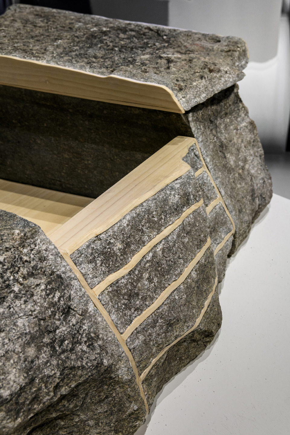 Andrea Branzi - Stone Box 11