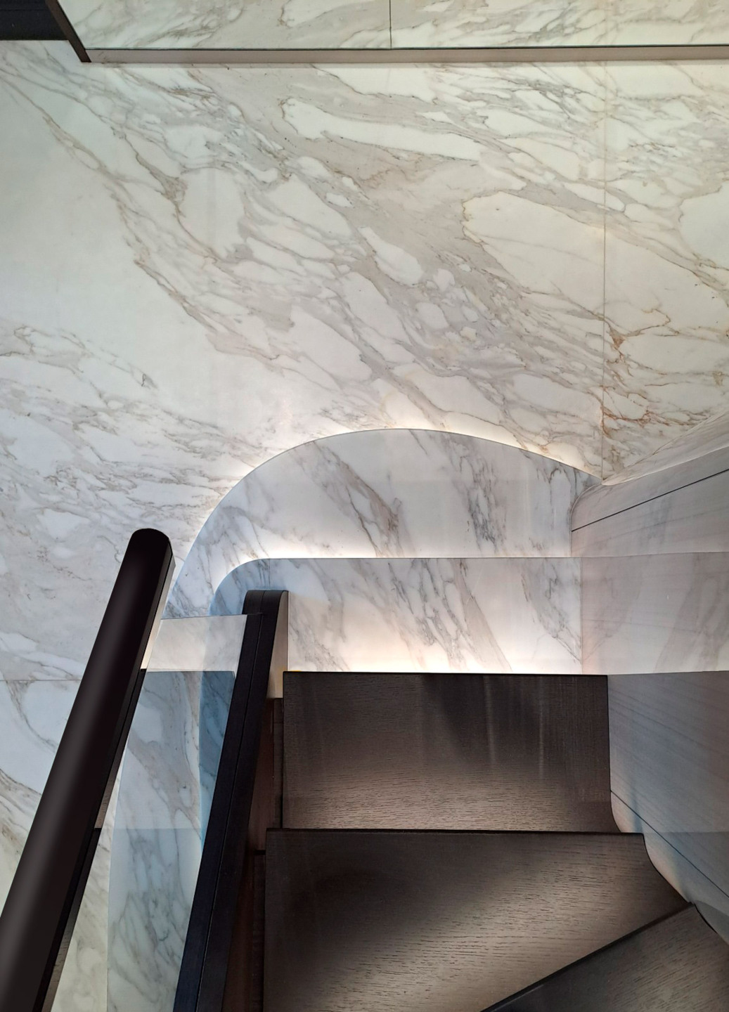 Arredamento navale in marmo 2