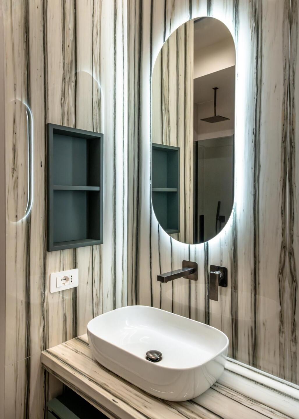 Bagno in Zebrino | Rivestimento di Design e Lusso 4