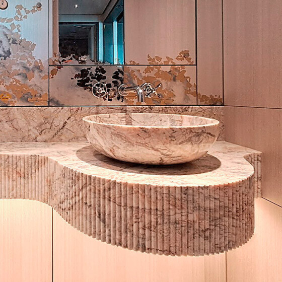 Arredamento navale in marmo